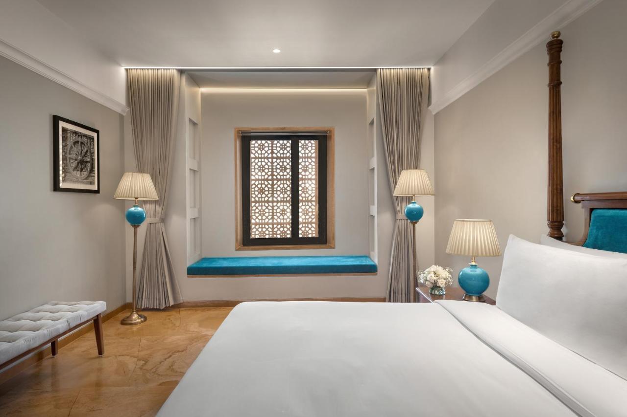 Time Square Resort & Spa Bhuj Eksteriør billede