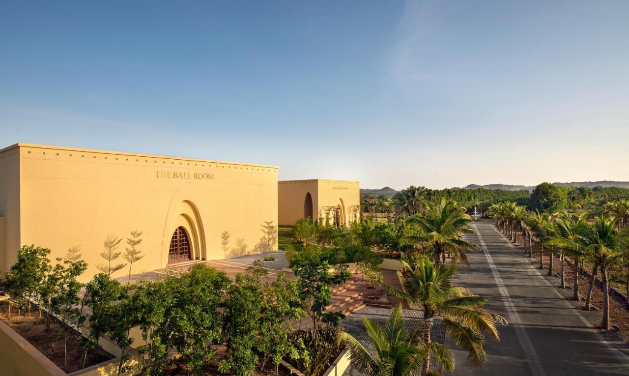 Time Square Resort & Spa Bhuj Eksteriør billede