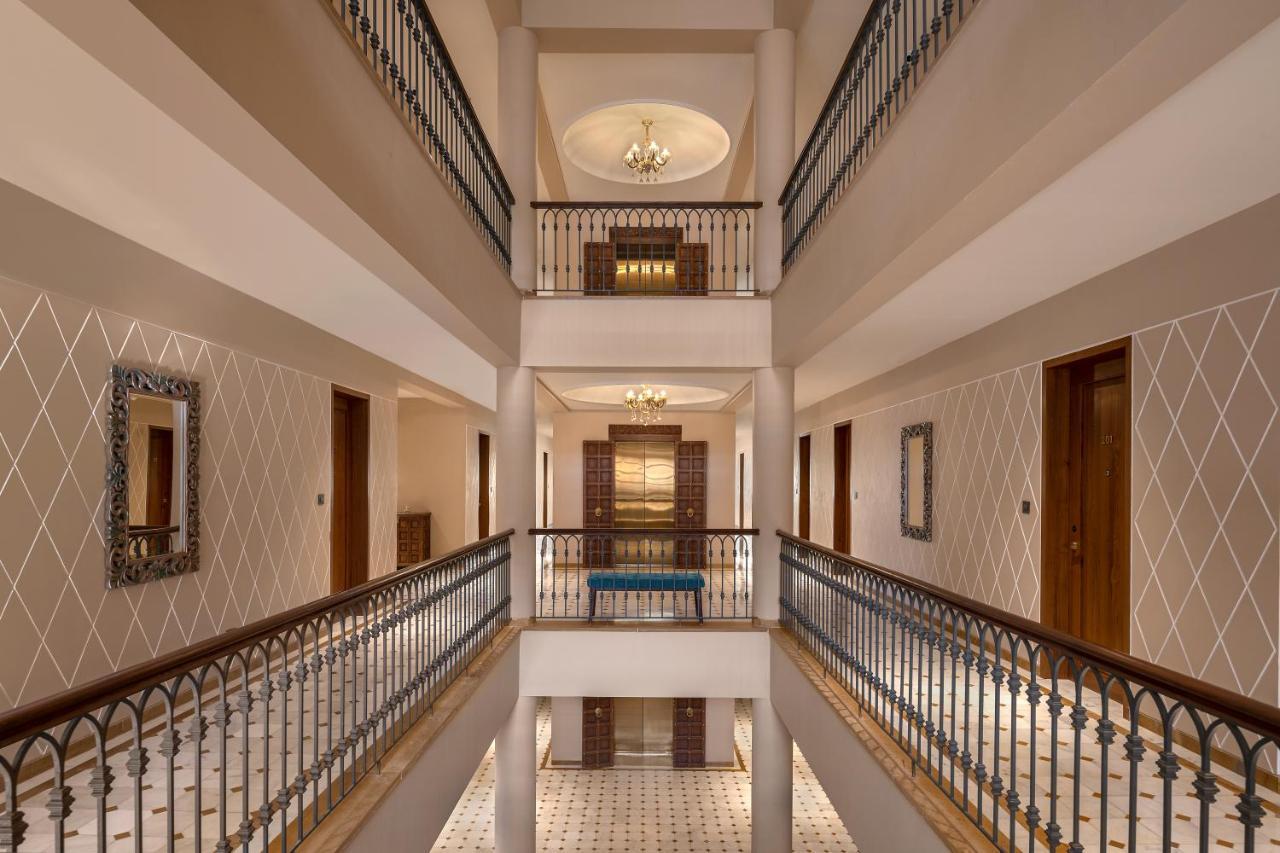 Time Square Resort & Spa Bhuj Eksteriør billede
