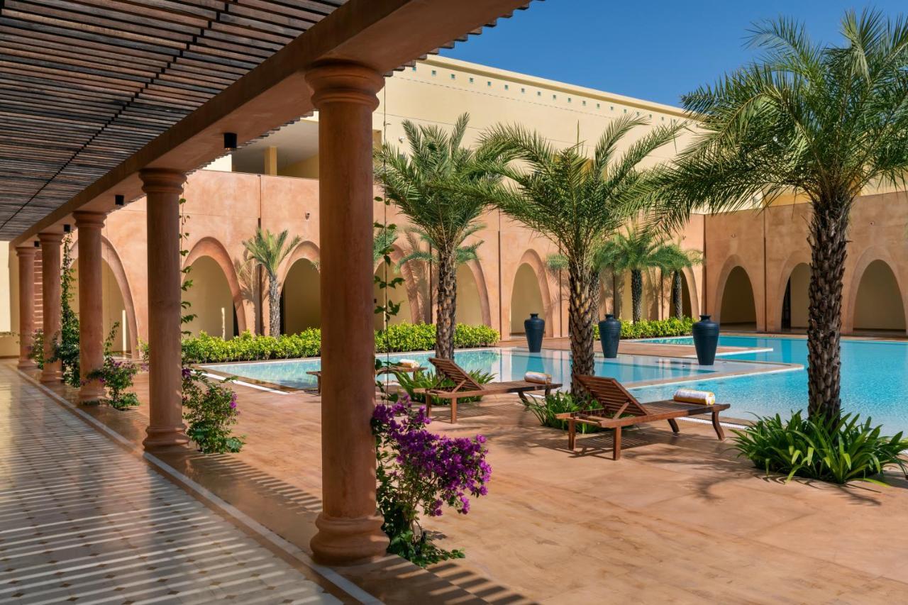 Time Square Resort & Spa Bhuj Eksteriør billede