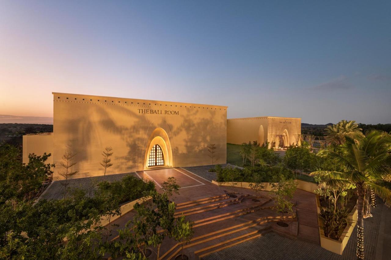 Time Square Resort & Spa Bhuj Eksteriør billede
