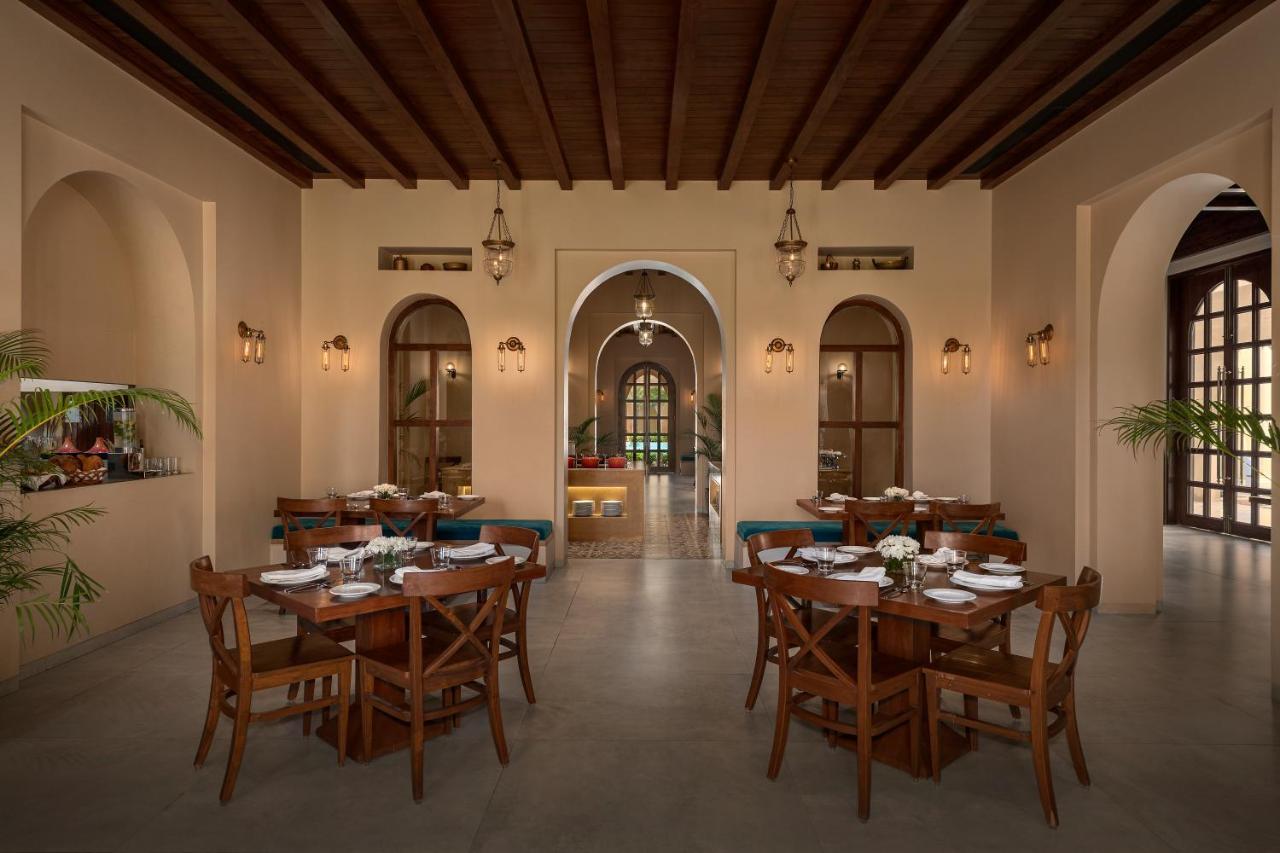 Time Square Resort & Spa Bhuj Eksteriør billede