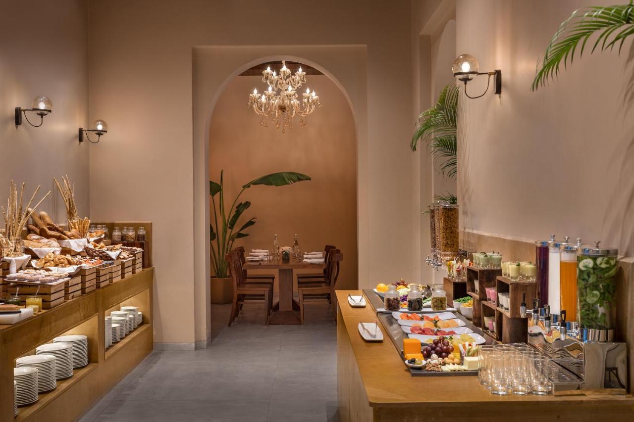 Time Square Resort & Spa Bhuj Eksteriør billede